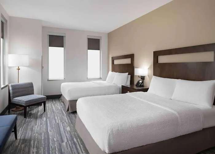 Hampton Inn & Suites Denver Downtown Convention Center