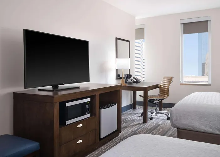 Hampton Inn & Suites Denver Downtown Convention Center