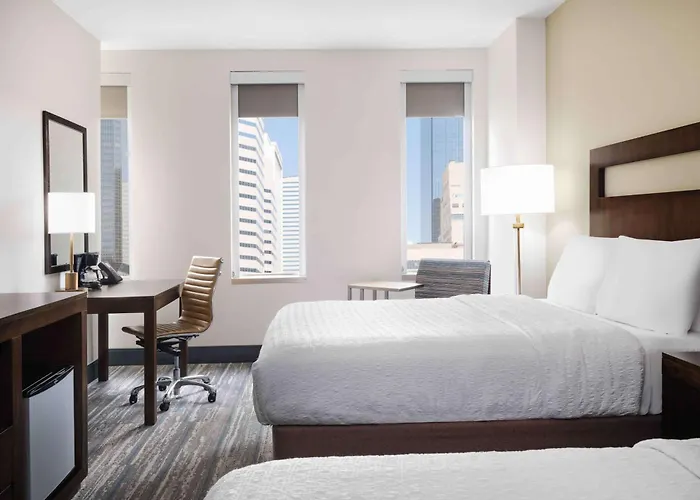 Hampton Inn & Suites Denver Downtown Convention Center